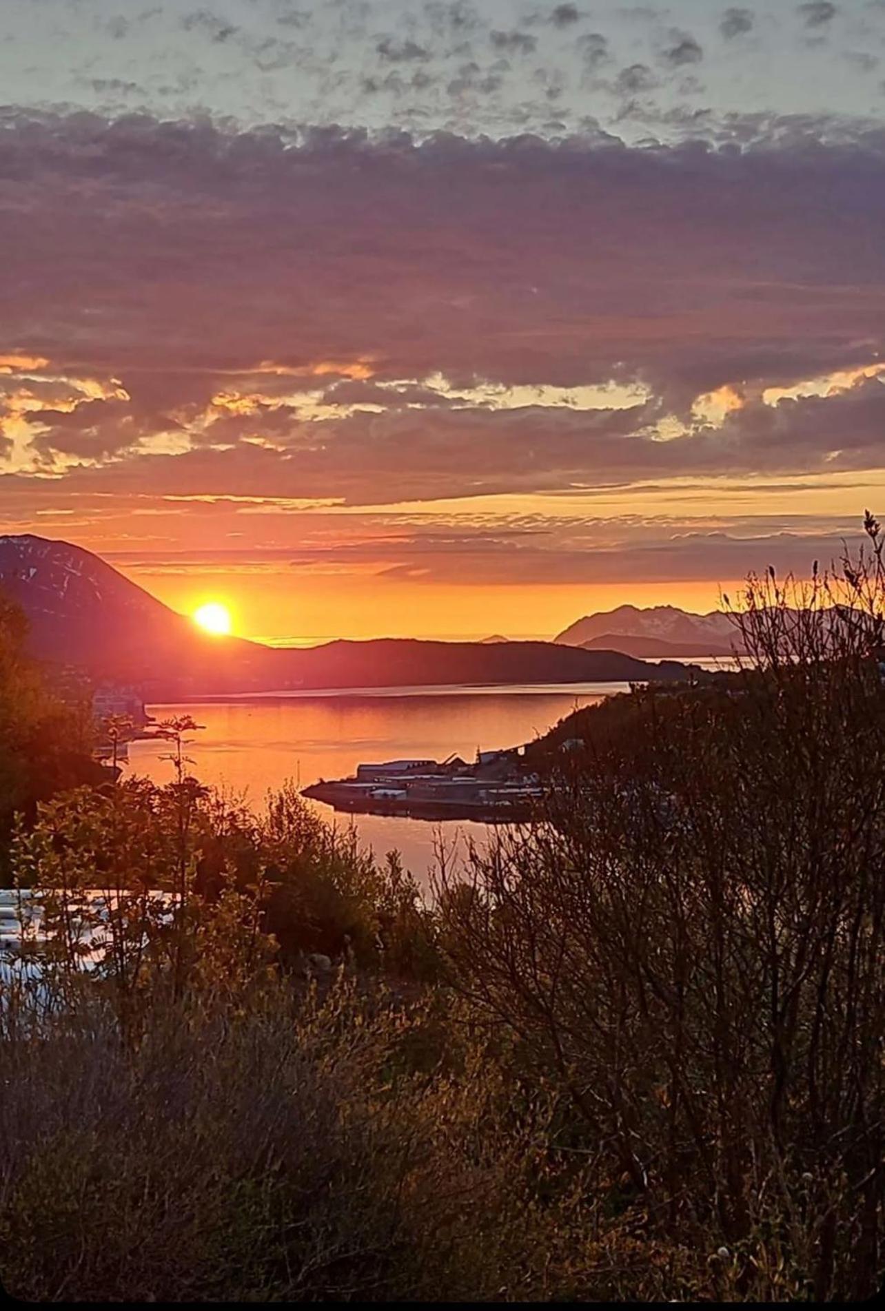 Harstad, All Seasons 外观 照片