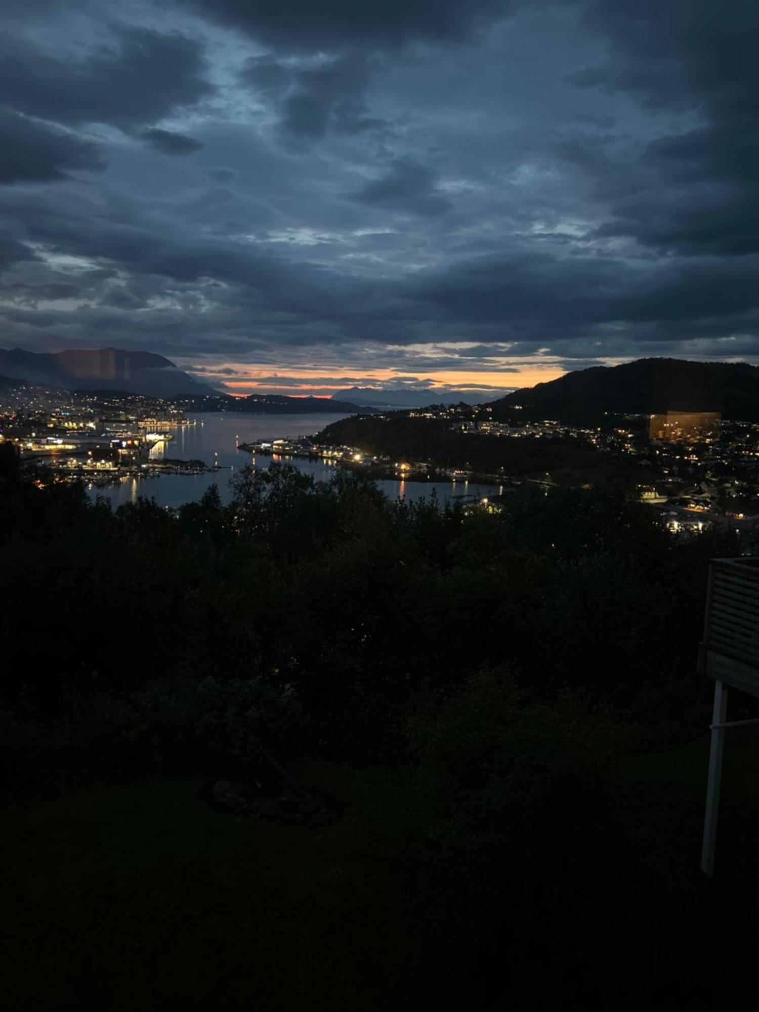 Harstad, All Seasons 外观 照片